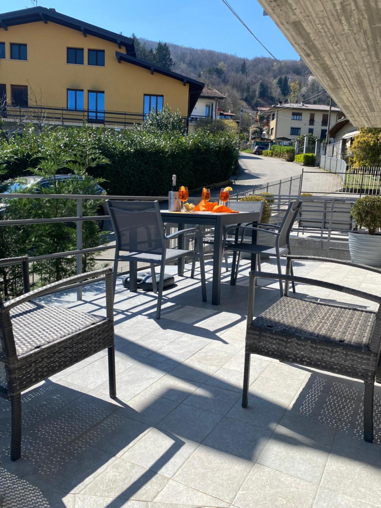 Appartamenti Golfo Borromeo 3 e 4 Baveno Esterno foto